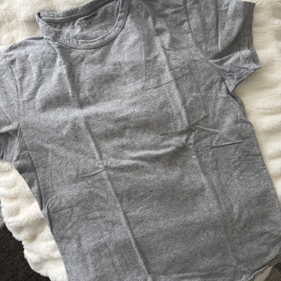 men’s jcrew classic grey shirt with specks - Picture 3 of 3